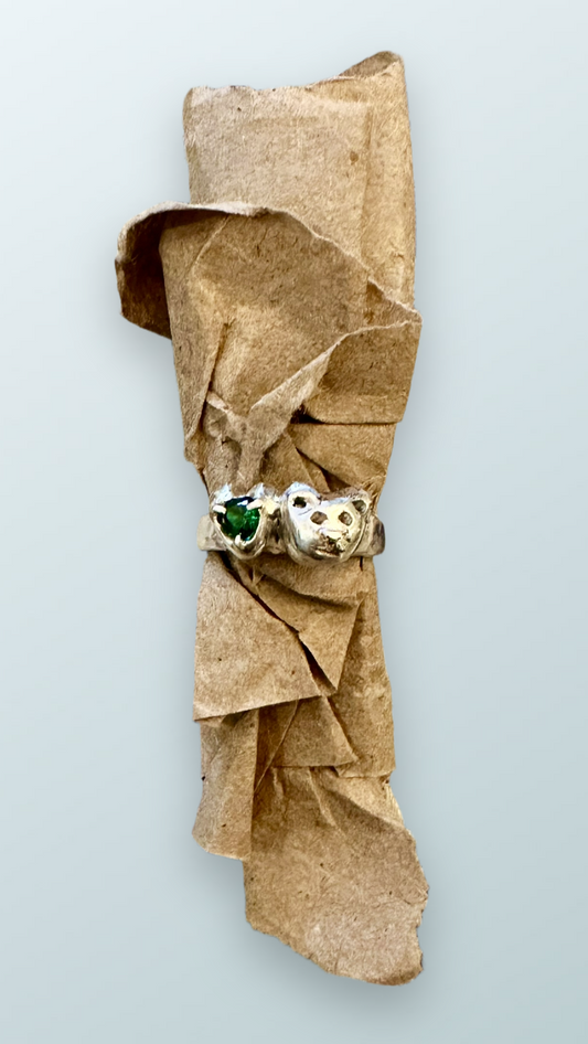 Toi et moi Bear and Emerald Heart Fine Silver Ring