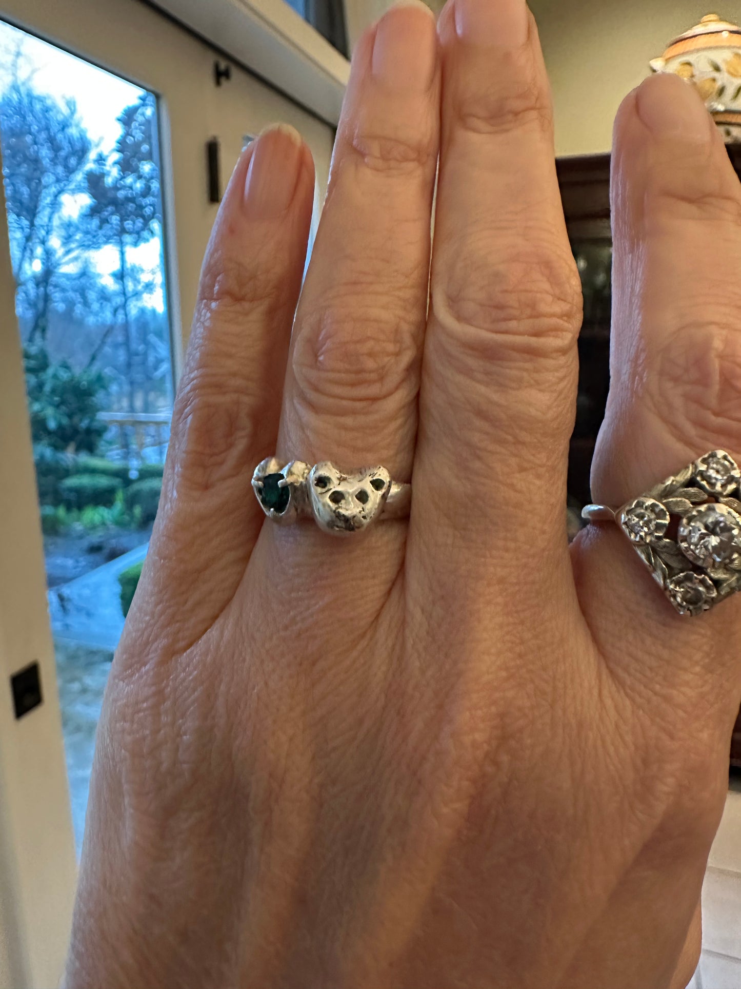 Toi et moi Bear and Emerald Heart Fine Silver Ring