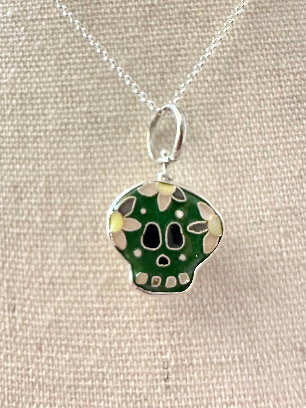 Día de los Muertos Green Sugar Skull & Pink Conch Heart Reversible Pendant