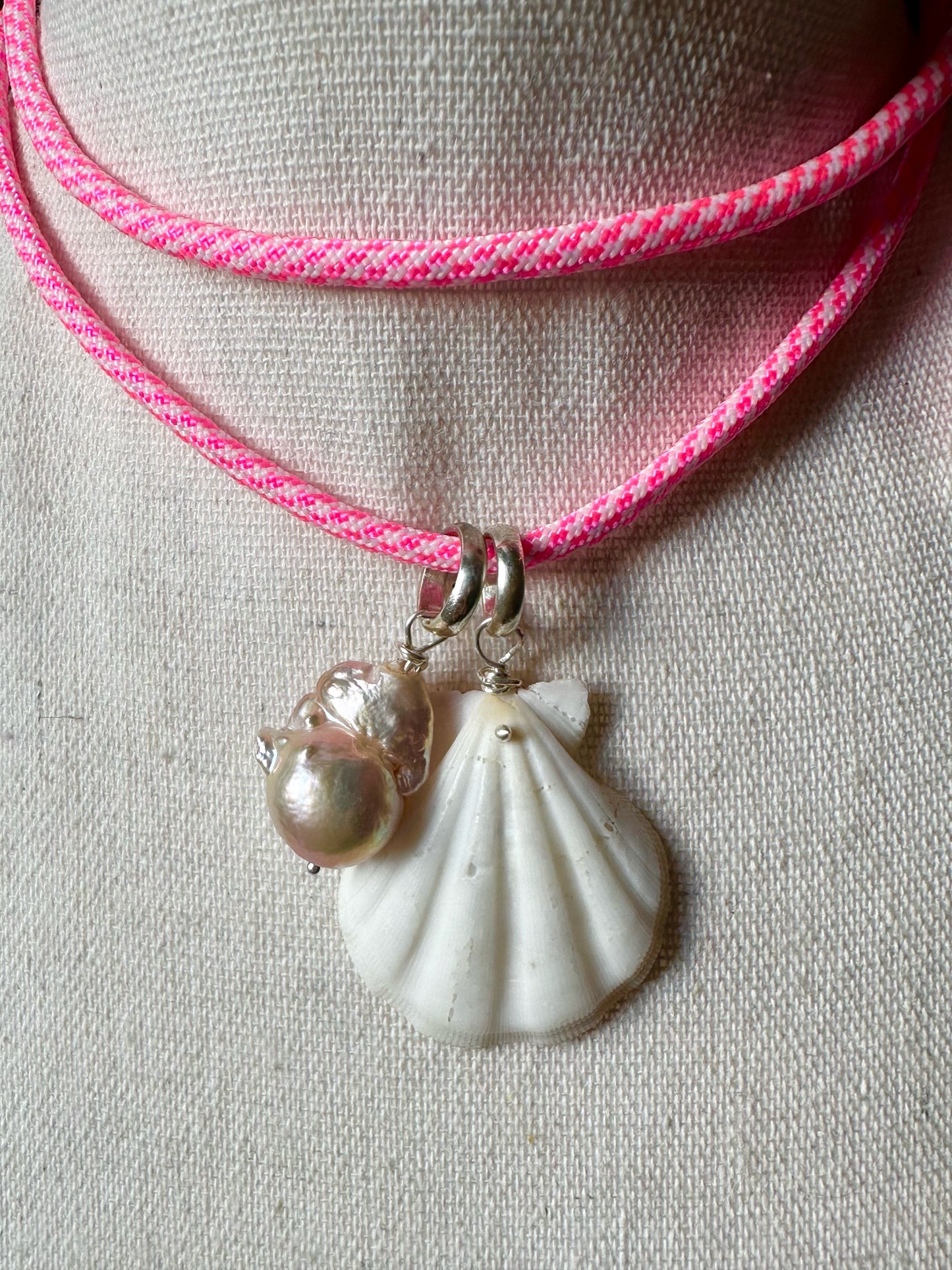 Scallop Shell & Baroque Pearl Necklace Hung on Pink Paracord